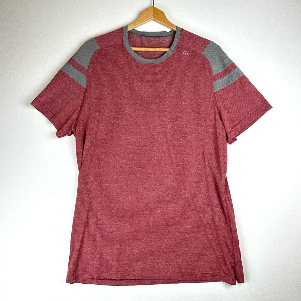 Lululemon Short Sleeve Heathered Raglan Stripe Shirt Active Workout Running‎